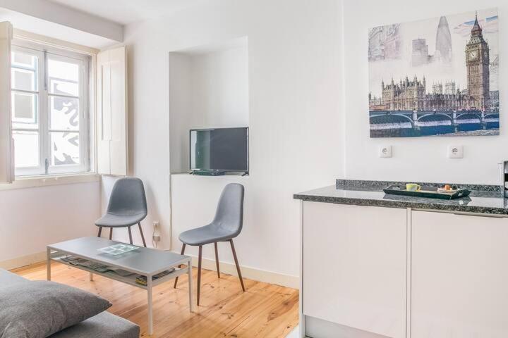 Cozy Apartments In Heart Of Lisbon Bairro Alto Eksteriør billede